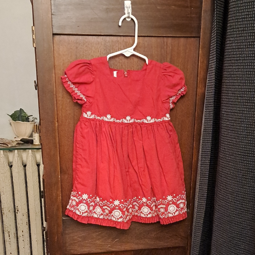 Baby Gap Girls Size 12-18 Months Red Embroidered Lined 100% Cotton Dress